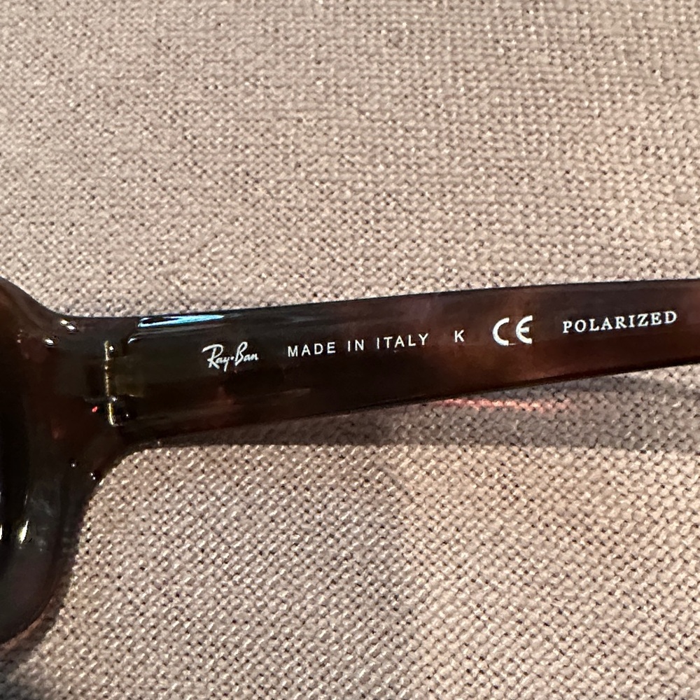 Ray-Ban Tortoise Shell Sunglasses - Picture 3 of 4